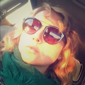 Meet your Posher, Ginny